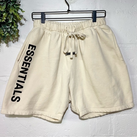 Fear Of God•Essentials Sweat Shorts•Cream•Size X-Large - Picture 2 of 11